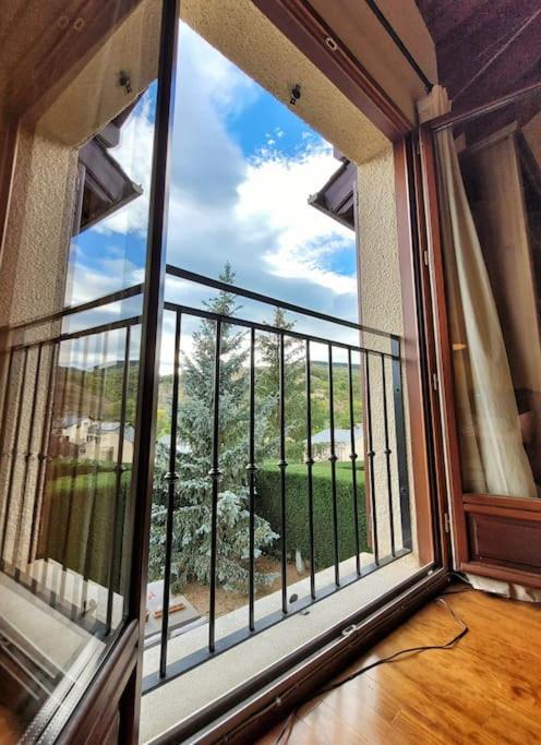 Le Nid Du Bouvreuil Apartman Angoustrine Kültér fotó